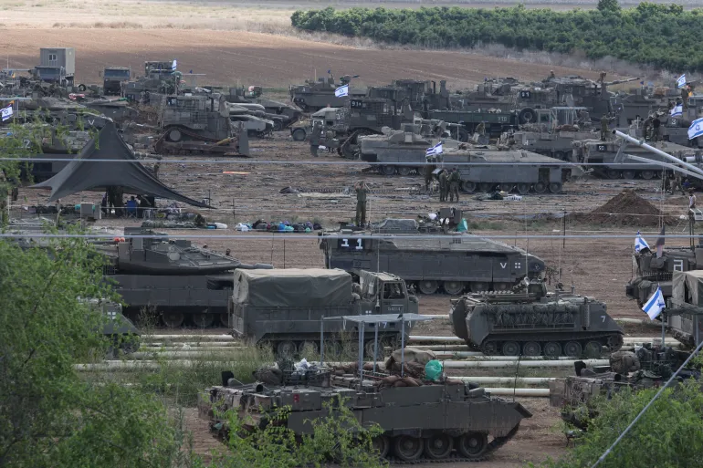 Israeli Tanks near Gaza Border