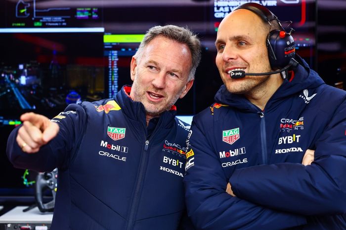 Christian Horner, Team Principal, Red Bull Racing, Gianpiero Lambiase, Red Bull Racing race engineer