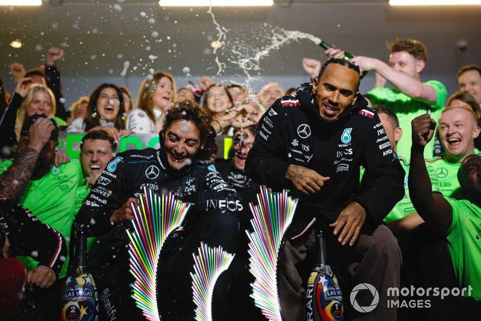 George Russell, Mercedes-AMG F1 Team, Lewis Hamilton, Mercedes-AMG F1 Team