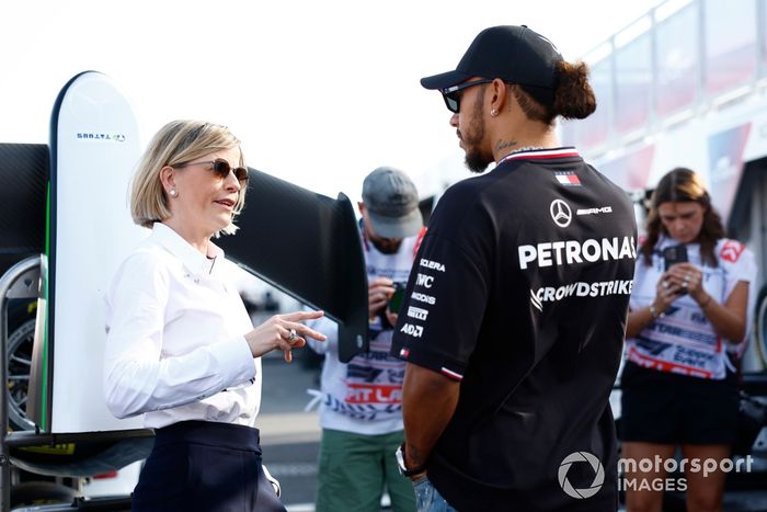 Susie Wolff, Managing Director, F1 Academy, Lewis Hamilton, Mercedes-AMG F1 Team