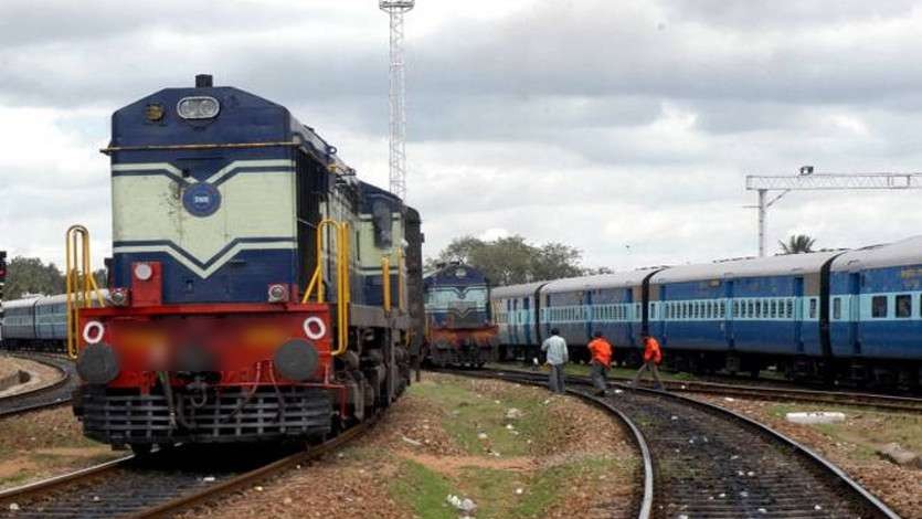 Central Railway Adds 117 General Coaches To 37 Pairs Of Mail/Express Trains To Meet Growing Demand