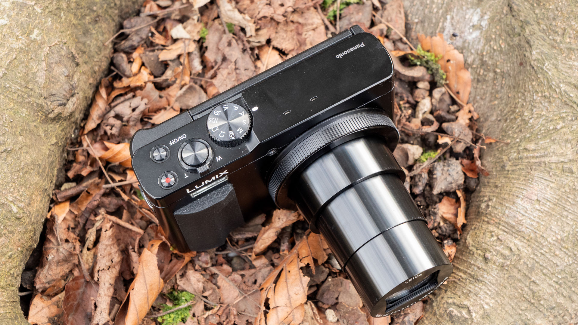 An image of the Panasonic Lumix ZS99 / TZ99